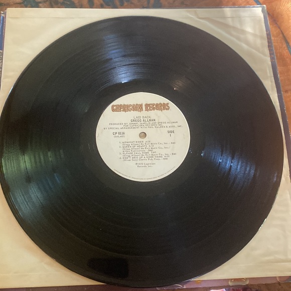 GREGG ALLMAN LAID BACK - Picture 3 of 6